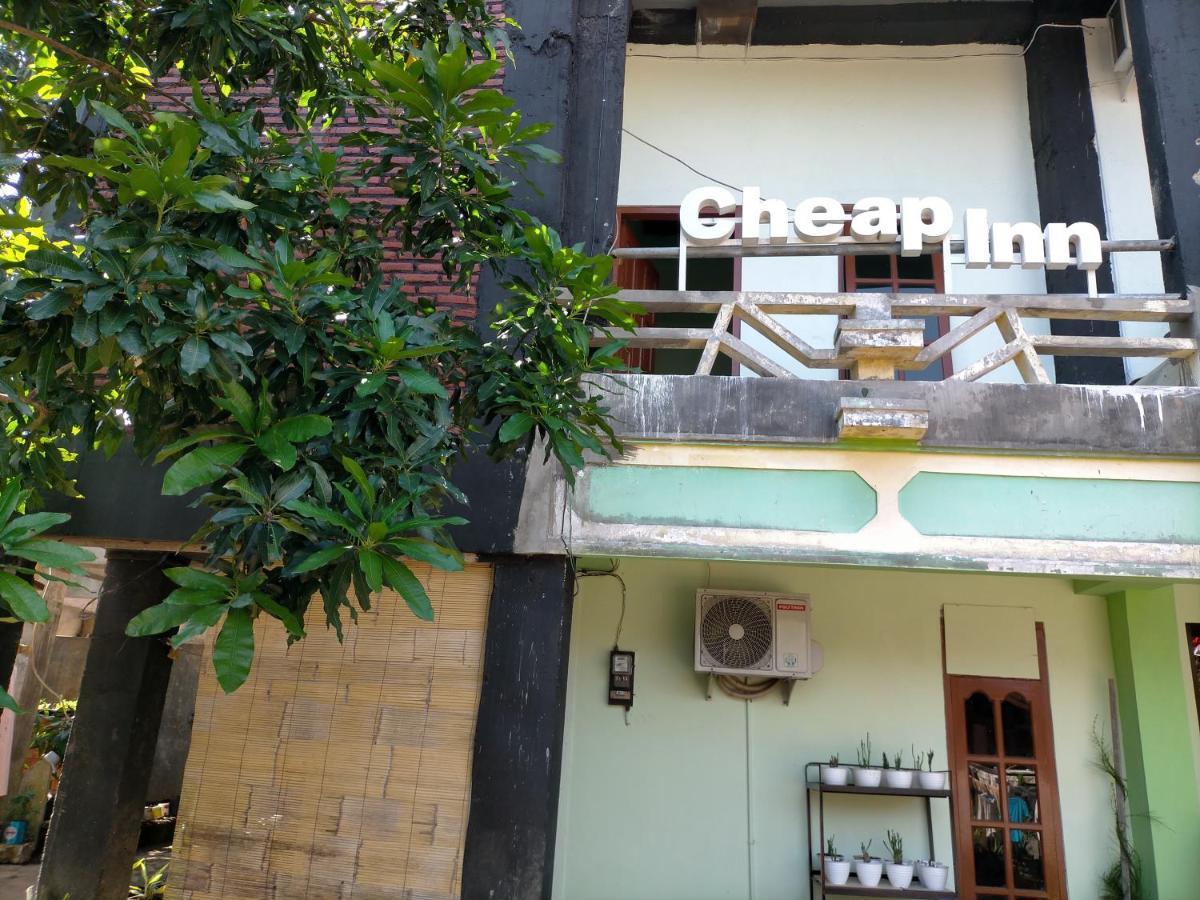 Cheap Inn Banyuwangi Banyuwangi  Exterior foto